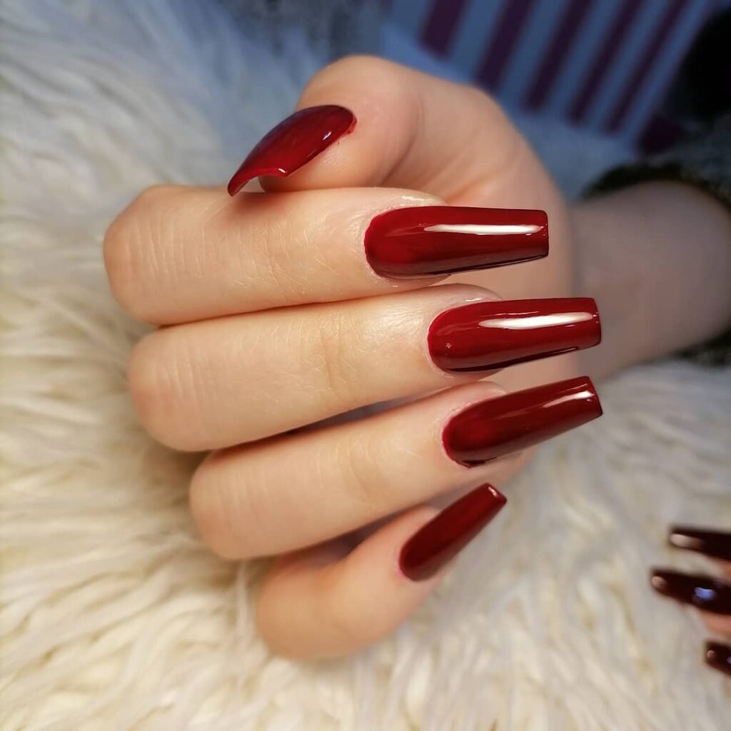 Deep Burgundy Coffin Nails for a Bold and Luxurious Winter Statement