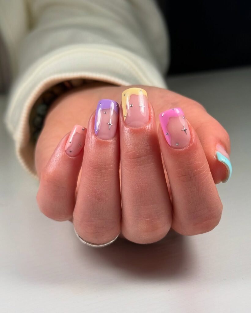 Pastel Wavy Tips on Short Square Nails for a Springtime Glow