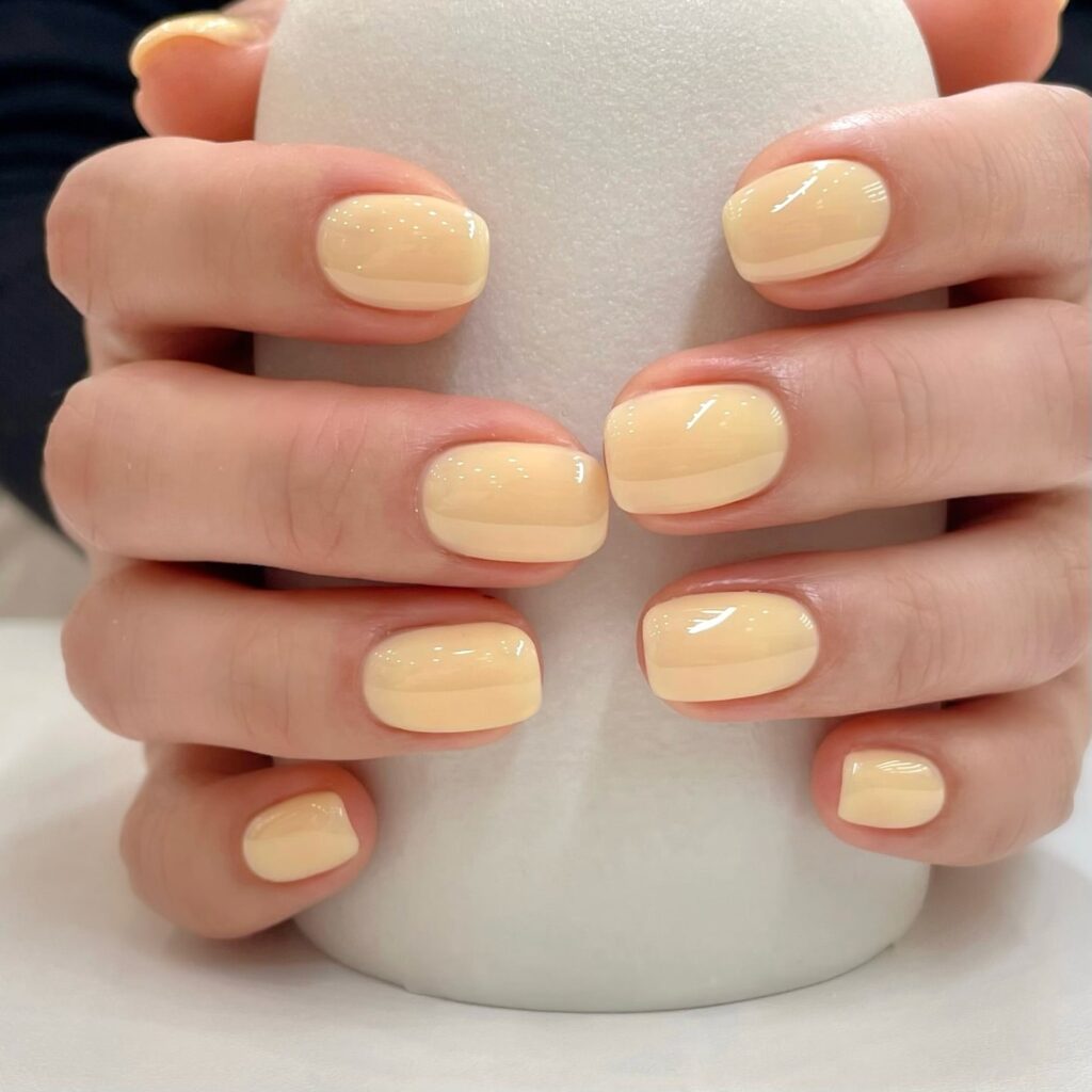 Pastel yellow ombre nails simple gradient nail ideas for light and elegant style