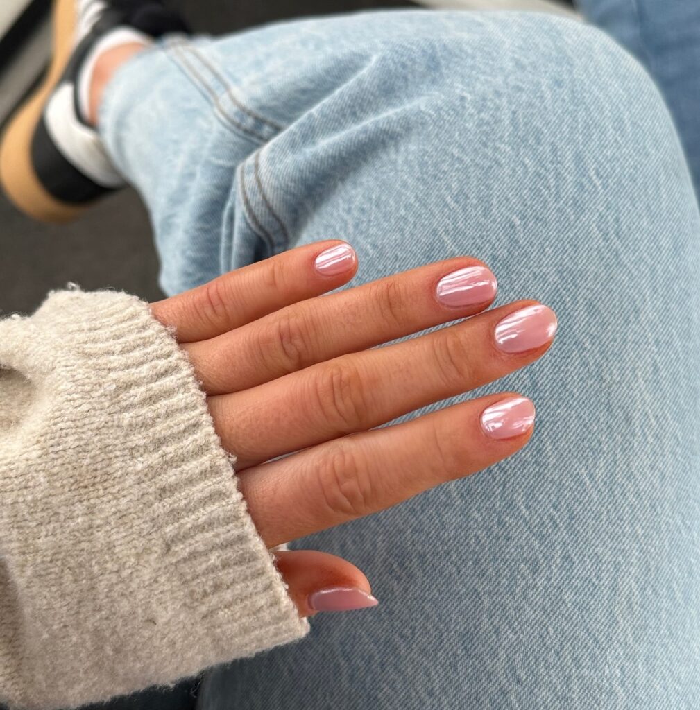 Sheer Pink Oval Nails – Natural-Looking Office Nail Style with a Glossy Finish
