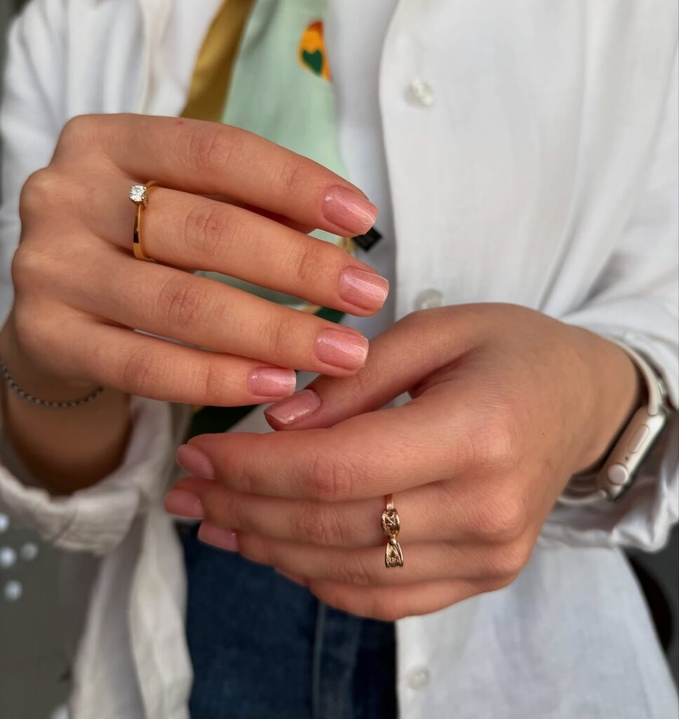 Soft Pearly Pink Natural Nails for a Minimalist Everyday Look