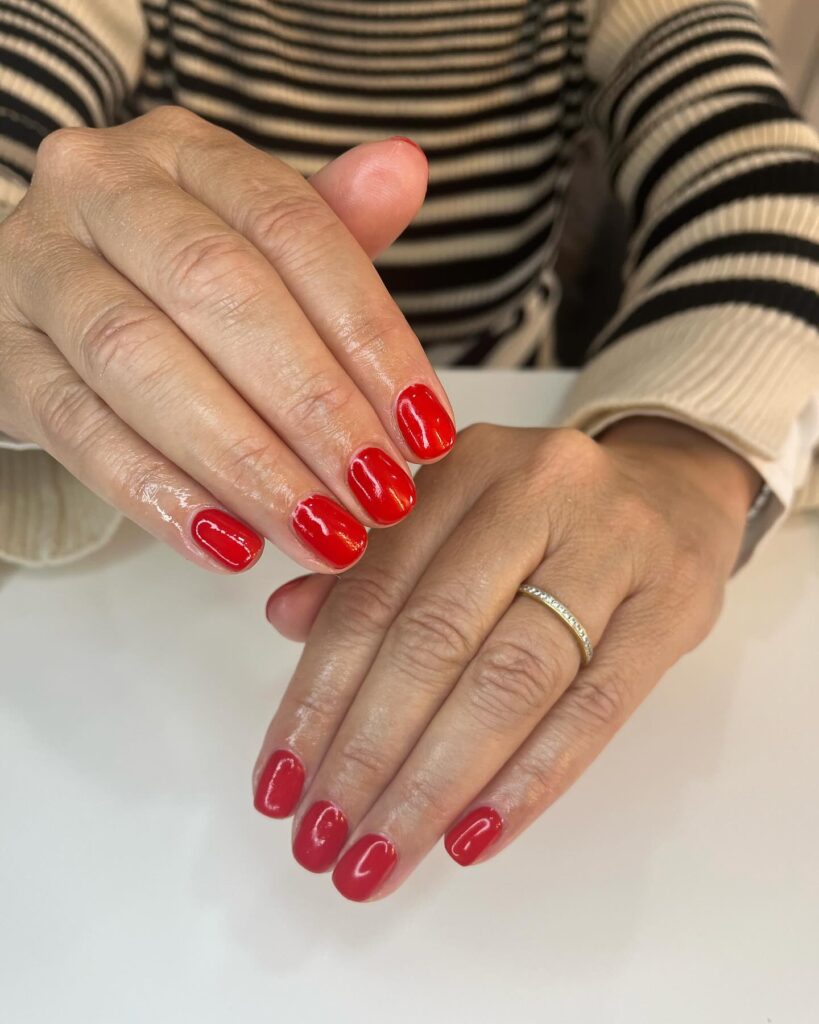 Classic Oval Red Nail Ideas for a Chic, Polished Look