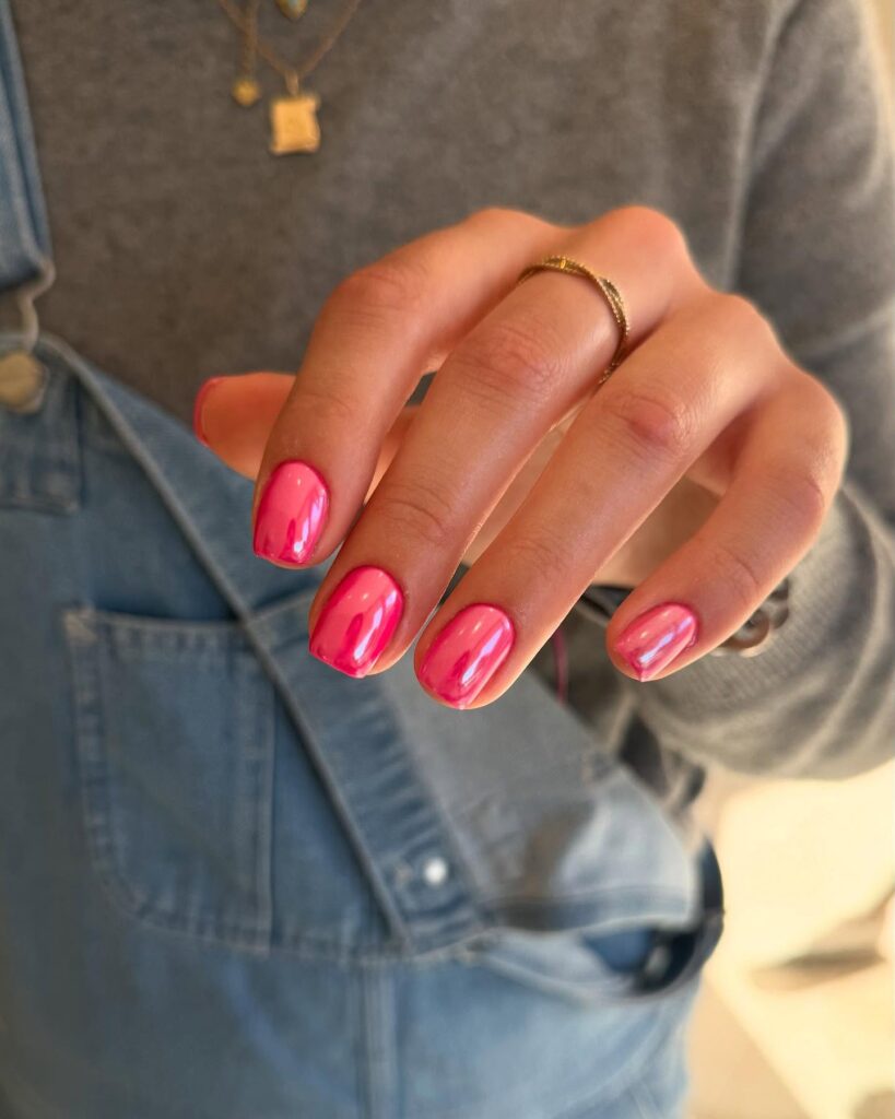 Hot Pink Chrome Short Nails for a Bold and Glossy Summer Look