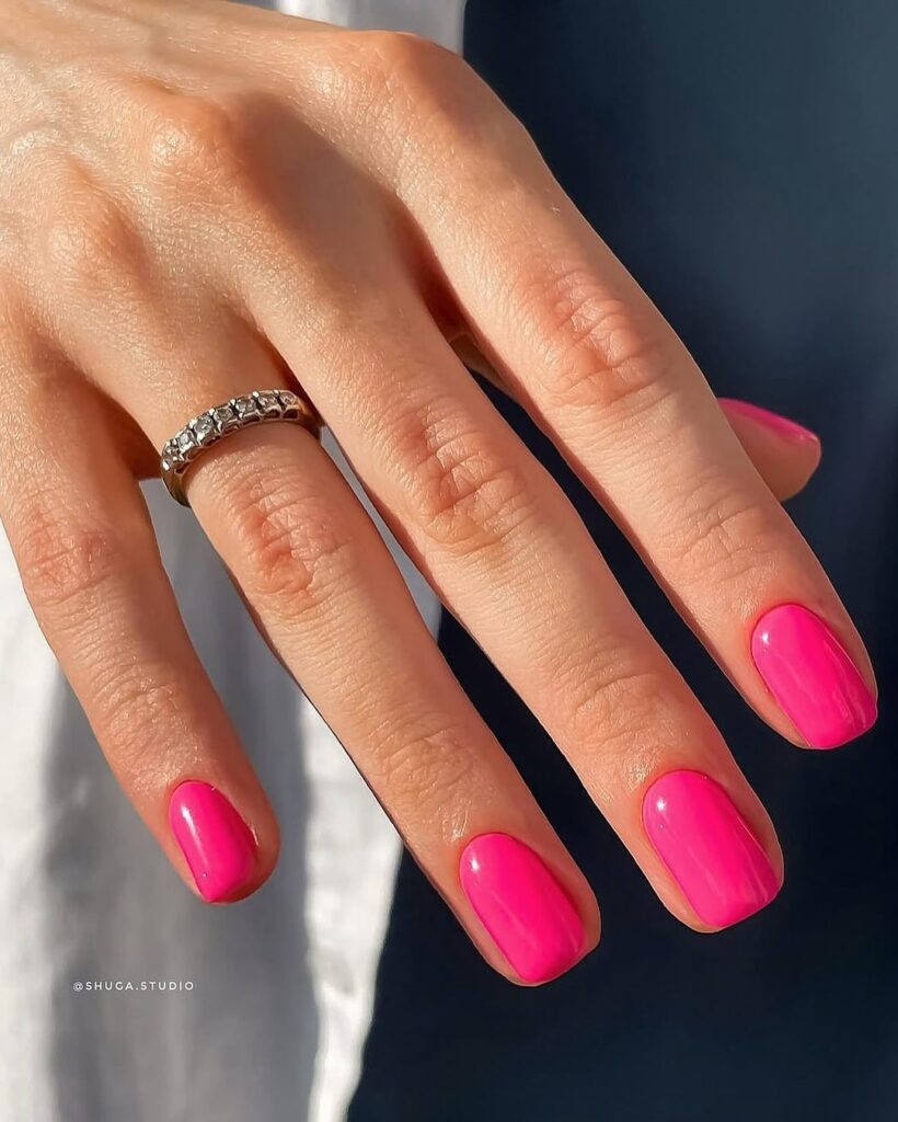 Hot pink square nails bold summer nail ideas with glossy finish